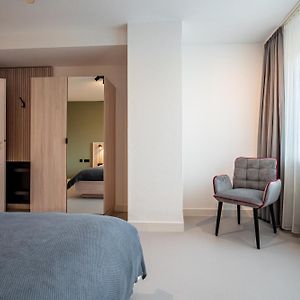 Deluxe Zimmer mit Kingsize-Bett