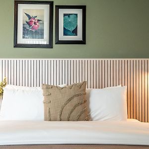 Deluxe Zimmer mit Kingsize-Bett